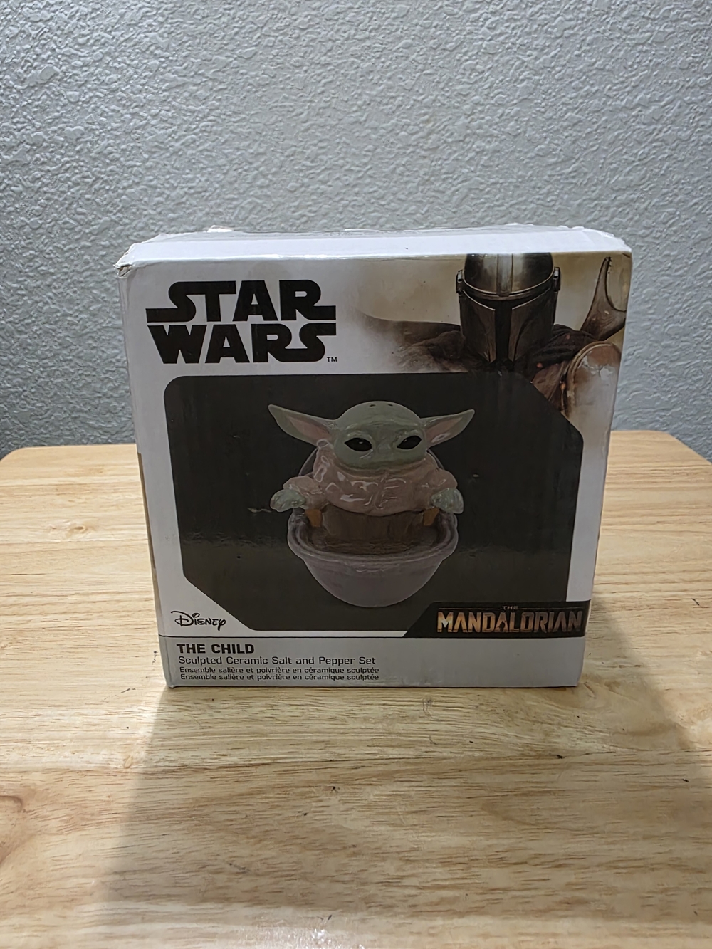 Disney Star Wars Mandalorian The Child Grogu Ceramic Salt & Pepper Set 2pc